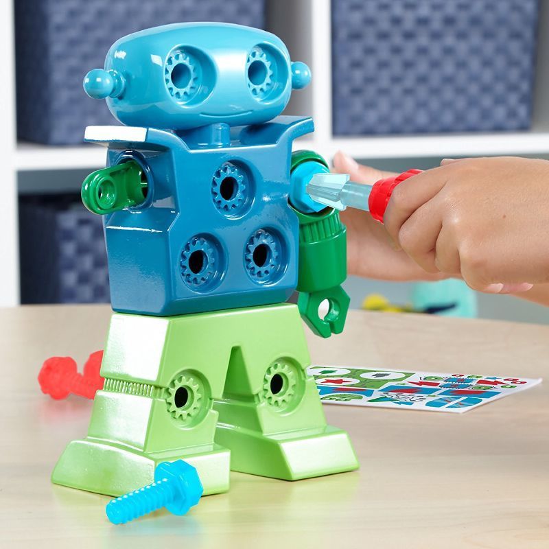 картинка Развивающая игрушка "Закручивай и учись.Робот"  (16 элементов с наклейками) от магазина снабжение школ