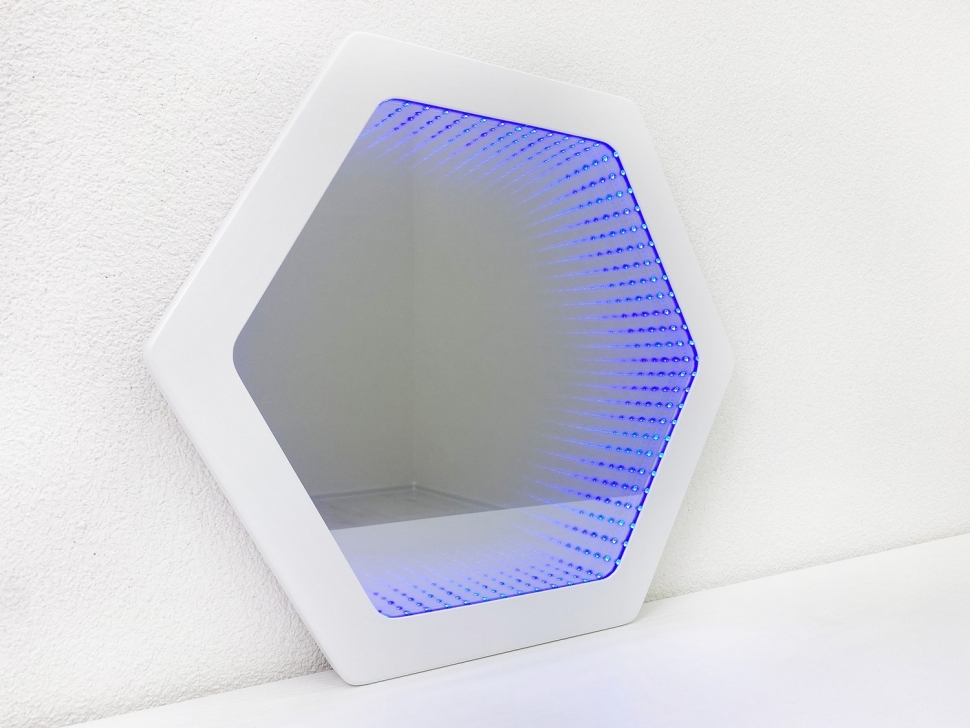 картинка Декоративная тактильная панель с подсветкой - «Зеркало бесконечности» от магазина снабжение школ